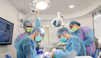Sănătatea dentară, tot mai importantă pentru români. Materiale și tehnologii de ultimă generație folosite de stomatologi