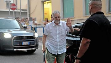 Francis Ford Coppola, dus de urgență la spital, în Italia. Celebrul regizor era la o vizionare când i s-a făcut rău