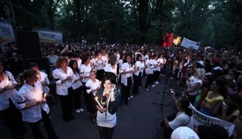 5000 de oameni au sarbatorit alaturi de MTV si ProFM  inaugurarea aleii MJ!