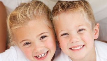 E mai dificil sa cresti un baietel sau o fetita? 4 diferente esentiale in educatia copiilor