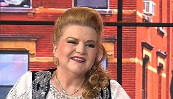 Maria Cârneci, spui tot sau îți ia gura foc. Ce dezvăluiri a făcut cântăreața în emisiunea ”La Măruță”