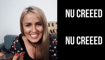 Ce reactii au fanii unei vloggerite cand aceasta ii suna pe fiecare in parte ca sa-i intrebe ce fac