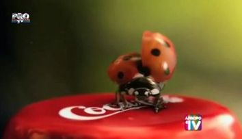 Cele mai tari reclame pentru Coca Cola la Apropo Tv! Vezi AICI VIDEO!