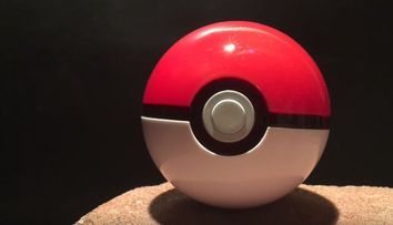 Experimentul pe care fanii Pokemon Go il vor privi cu satisfactie. A folosit un arzator pentru a topi o 
