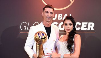 Cristiano Ronaldo, plin de mușchi în sala de fitness! Fotografia, peste 8 milioane de like-uri