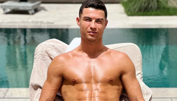 Cristiano Ronaldo, dat cu ojă pe unghii și întins pe canapea! Fanii, șocați: „De ce?”