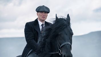 De ce vorbește Cillian Muphy românește în Peaky Blinders. Greșeala producătorilor care a fost corectată abia în sezonul 3