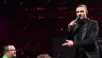 Motivul pentru care Justin Timberlake si-a intrerupt un concert. Gestul lui a starnit ropote de aplauze in sala