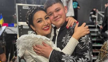 „Visam să mă vadă Andra”. A câștigat primii bani cântând pe stradă, alături de colega sa din sat. Cum și-a început cariera muzicală Oleg Spînu și cum a evoluat după experiența de la „Românii au talent”