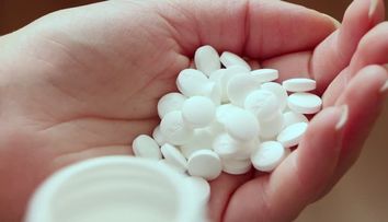 (P) Patronatul Producătorilor Industriali de Medicamente din România, semnal de alarmă privind provocarea periculoasă din mediul online “Paracetamol Challenge”