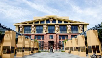 O vizită la Disney Company, în Los Angeles. Cum arată magia la ea acasă