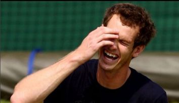 Gafa amuzantă a lui Andy Murray. Jucătorul de tenis a dat cu premiul chinezilor de pământ