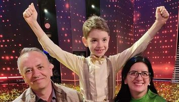 Cu ce se ocupă părinții lui Rareș Prisăcariu, copilul minune din Botoșani care a câștigat „Românii au talent”