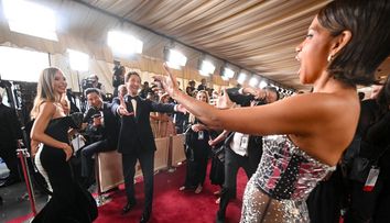 Iubita lui Adrien Brody reacționează. Ce a spus Georgina Chapman după Oscaruri despre sărutul dintre actor și Halle Berry