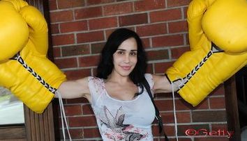 Octomama, in ring: trei runde de cate un minut!