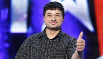Tudorel Popa si-a gasit iubita. Dupa 33 de ani de virginitate, omul-bormasina traieste marea dragoste