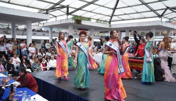 Concurs de Miss într-o închisoare din Columbia! Cum au defilat cele 16 deținute pe podium