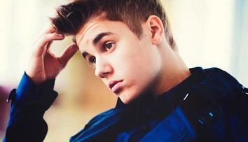 Justin Bieber a facut-o din nou lata. Ce au gasit politistii in bagajele lui. Ar putea ajunge dupa gratii