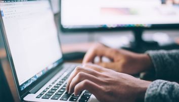 Cum te poate ajuta un blog sa atragi mai multi clienti pe site-ul tau