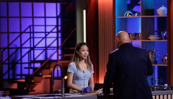 Masterchef 2024, 24 septembrie. Emily Fung, balerina din Hong Kong, a preparat cod glazurat cu miso. Reacția Chefilor este uluitoare: „Ai pus zahăr peste pește?”