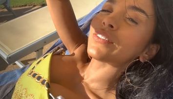Ruby și-a surprins din nou fanii! Apariție hot în costum de baie: „Cireșa de pe tot”