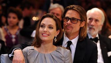Angelina Jolie, prima aparitie publica pe covorul rosu dupa operatia de dubla mastectomie. FOTO