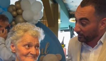 Bunica lui Pescobar, indignată la botezul strănepotului ei! Ce i-a reproșat patronului de la Taverna Racilor: „Sunt prea dezbrăcate!”