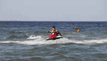 Urmarire ca in filme pe skijet intre Nea Marin si mentalistul Gog la 
