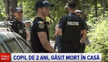 Cum a ajuns să moară de foame copilul de doi ani din Galați! Mama sa era în casă, cu un cuțit în mână când bebelușul a fost găsit decedat. Informații șocante