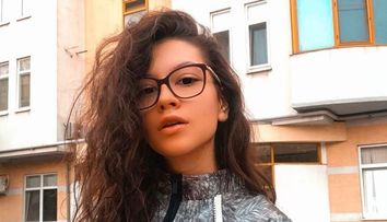 Cleopatra Stratan, nouă lansare cu hitul „Zunea Zunea”