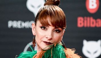 „Torturătoarea” din Casa de Papel arată total diferit în viața reală. Cât de sexy e Najwa Nimri