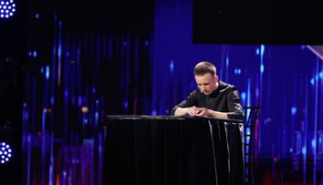 Românii au talent 2021: Marius Neagu i-a fascinat pe jurați cu numărul său de iluzionism