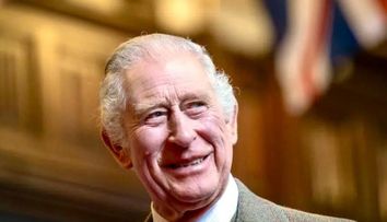 Regele Charles, eforturi disperate în lupta cu cancerul. Monarhul britanic s-a apucat de consumat canabis medicinal și de ascultat Bob Marley: „Are puterea de a ne aduce aminte de momente fericite”