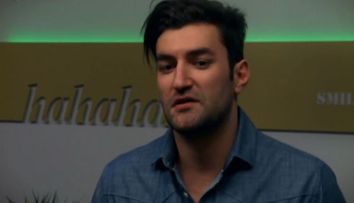 Mos Nicolae a fost generos cu concurentii din echipa Smiley. Antrenorul le-a facut cadou cate-o piesa!