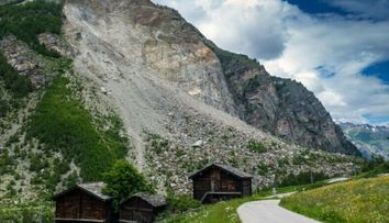 (P) Tot ce știai despre alunecările de teren și ar putea fi complet greșit. Cum te aperi de dezastrele naturale