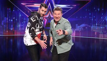 Smiley și Pavel Bartoș, secvențe amuzante de la fimările Românii au talent. Noul sezon începe pe 5 februarie