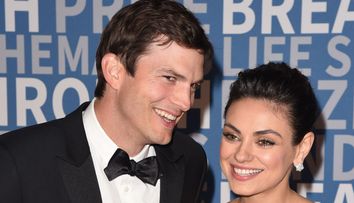 Mila Kunis și Ashton Kutcher, cadou superamuzant de Crăciun pentru prietenii lor