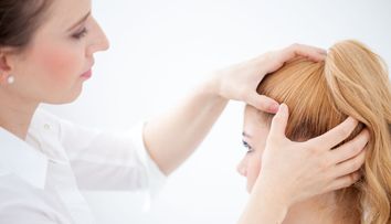 VIDEO Masaj indian pentru scalp, beneficii uimitoare