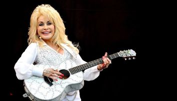 Dolly Parton sărbătorește 52 de ani de căsnicie cu un bărbat cu care nu s-a afișat niciodată în public