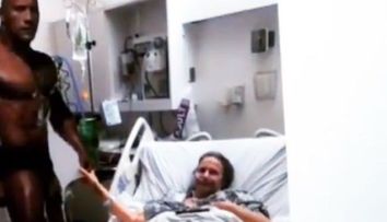 The Rock si-a impresionat fanii de pe internet. Mii de oameni au vazut gestul lui pentru o femeie bolnava de cancer