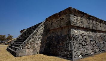 Descoperire extraordinară într-o piramidă aztecă, veche de 2000 de ani. Ce au găsit arheologii