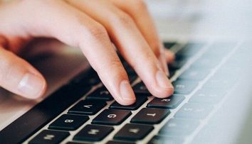 Semnătura electronică, tot mai necesară în lumea tehnologizată. Cum o obținem, ce acoperire are și cât costă