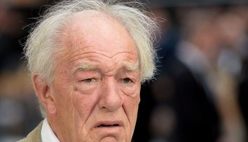 Michael Gambon, cunoscut pentru rolul lui Albus Dumbledore în „Harry Potter”, a murit la 82 de ani