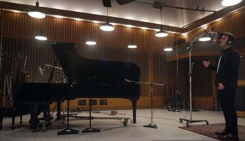 Doi dintre cei mai tari artisti ai momentului au realizat un duet de senzatie. Interpretarea lor iti taie respiratia