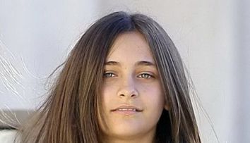 Paris Jackson - de la fetita cuminte la adolescenta rebela. Vezi ce schimbare de look si-a facut pustoaica! FOTO
