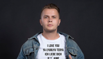 Ce familie frumoasă are Codin Maticiuc. Imagini rare cu iubita și fiica juratului de la Masked Singer România