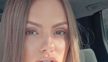 Alexandra Stan s-a ingrasat de cand s-a mutat in America. Vezi fotografiile de inainte si dupa