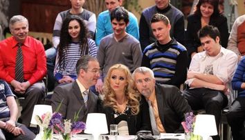 Mama lui Doru Antonesi de la “Land of Jokes” a crezut ca show-ul “Romanii au talent” este o continuare a rubricii “Politicienii au talent”