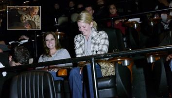 Si-a dus iubita la cinema, dar filmul nu a fost punctul culminant al serii. Toti au ramas inmarmuriti de ce i s-a intamplat tinerei