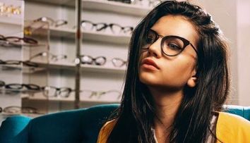 Cleopatra Stratan nu mai arată așa. Ce schimbare de look și-a făcut adolescenta